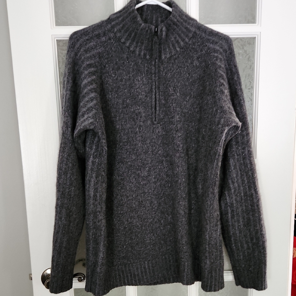 Roots Men's Dark Heather Gray Lambwool Blend Sweater